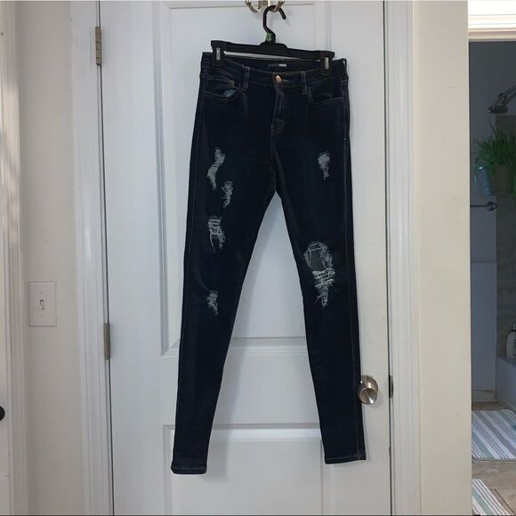 Fashion nova dark ripped stretch skinny jeans size 5 - Picture 1 of 9